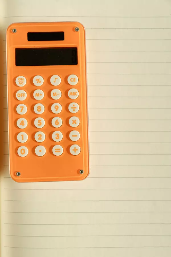 Własny gabinet lekarski a podatki – o czym musi pamiętać młody lekarz na start?